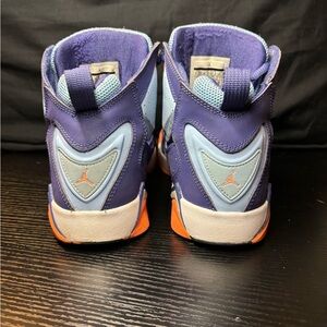 Women’s Jordan’s 7’s